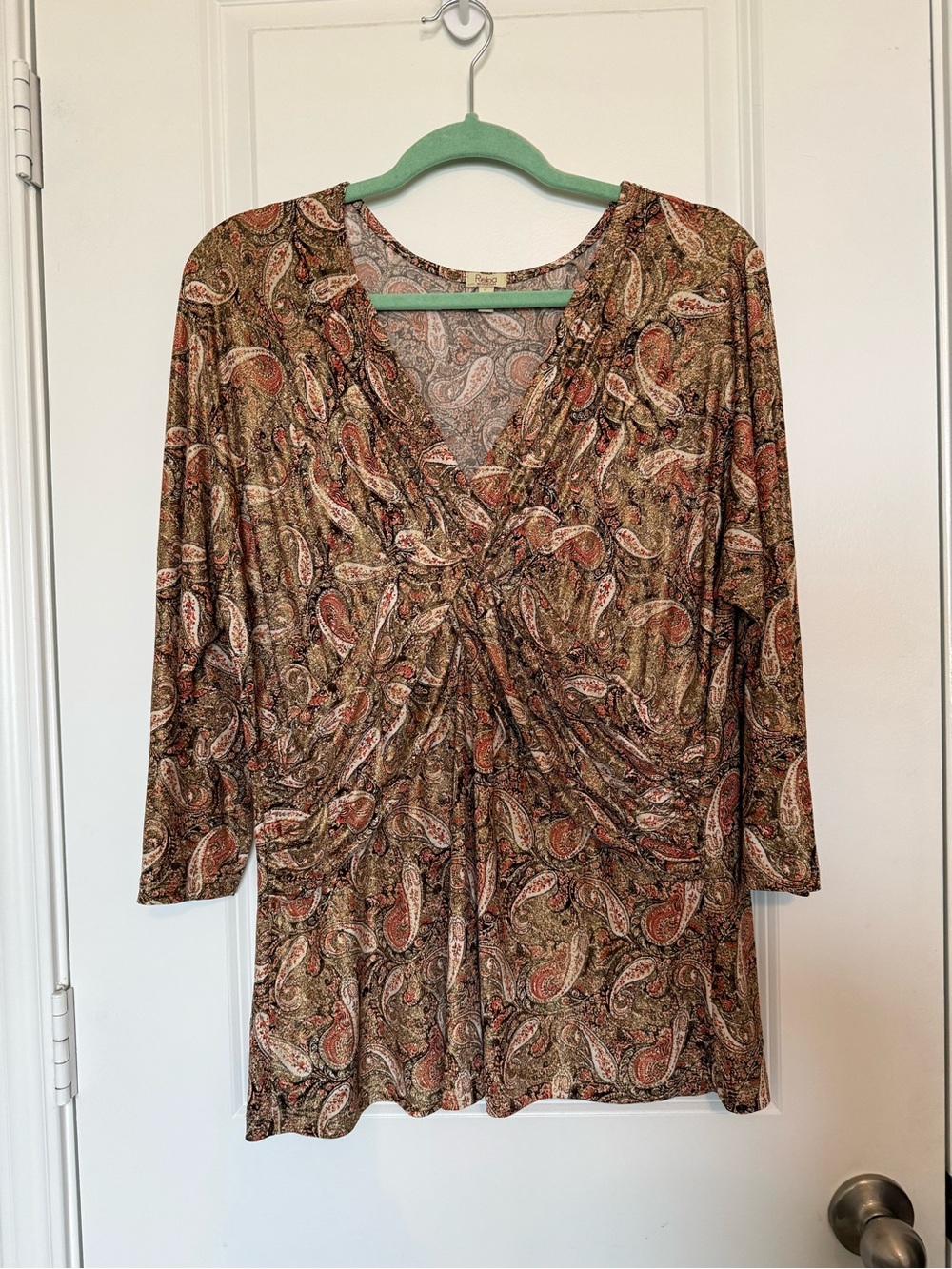 Reba Woman Gold Paisley Print Y2K 3/4 Sleeve Blouse